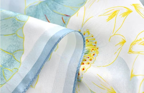 Foulard Vert Fleuri en Soie – Léonie