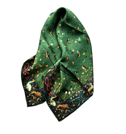 Foulard-Vert-femme-a-plat