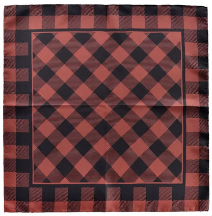 Foulard-Bordeaux-à-carreux-posé