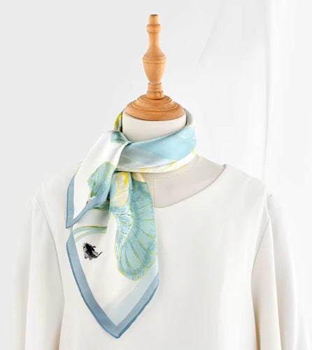Foulard Vert Fleuri en Soie – Léonie
